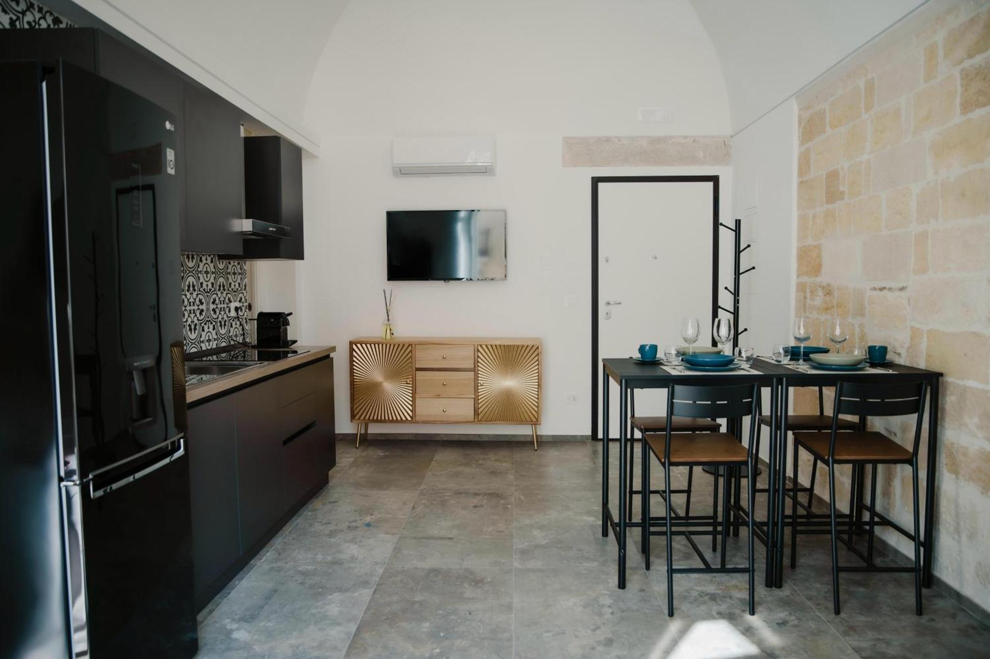Petrina Home - Suite Rooms Barletta Eksteriør billede